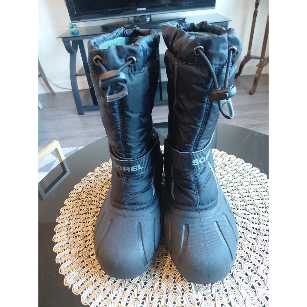 Sorel Unisex Winter Boots Size 4 Black Rubber Boots Snow